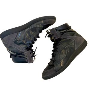 Retail $1050 Margiela Sneaker